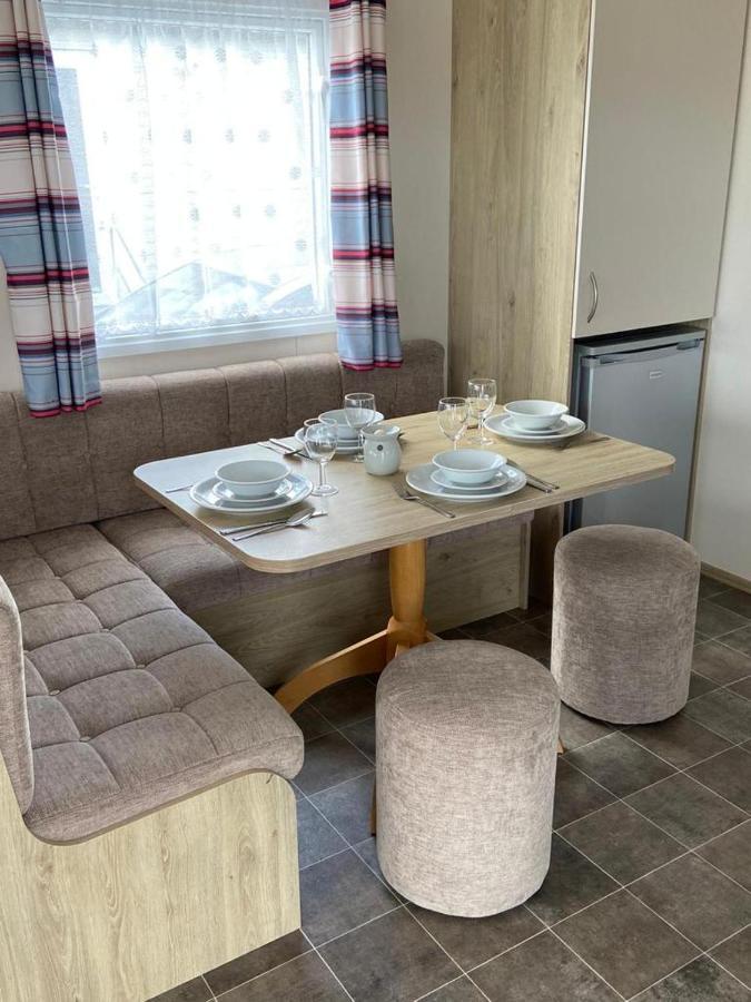Lizard ,Mullion Holiday Caravan Экстерьер фото